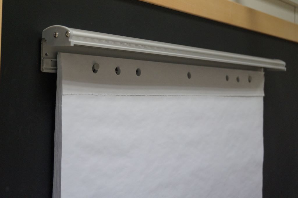 Chevalet paperboard magnétique - Gris - Manutan 